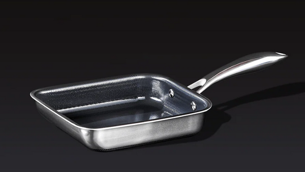 Hybrid Compact Egg Pan